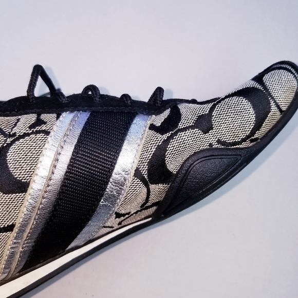 🌸 Coach | Signature Black Tie Sneakers 6‎ - Picture 8 of 8